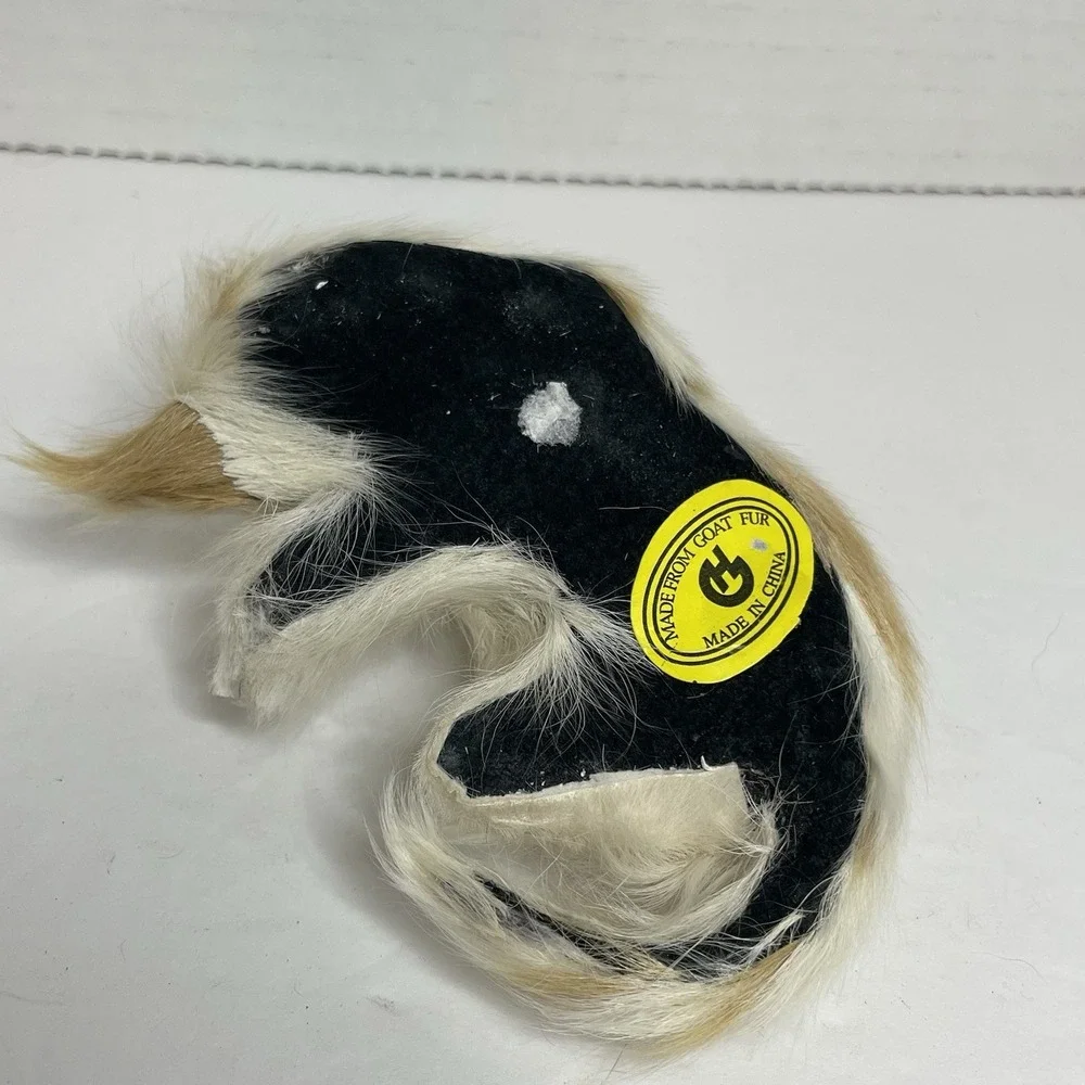 KITTEN Kitty Cat Sleeping Cat Genuine Goat Hair Figurine Blonde Tan 4X3